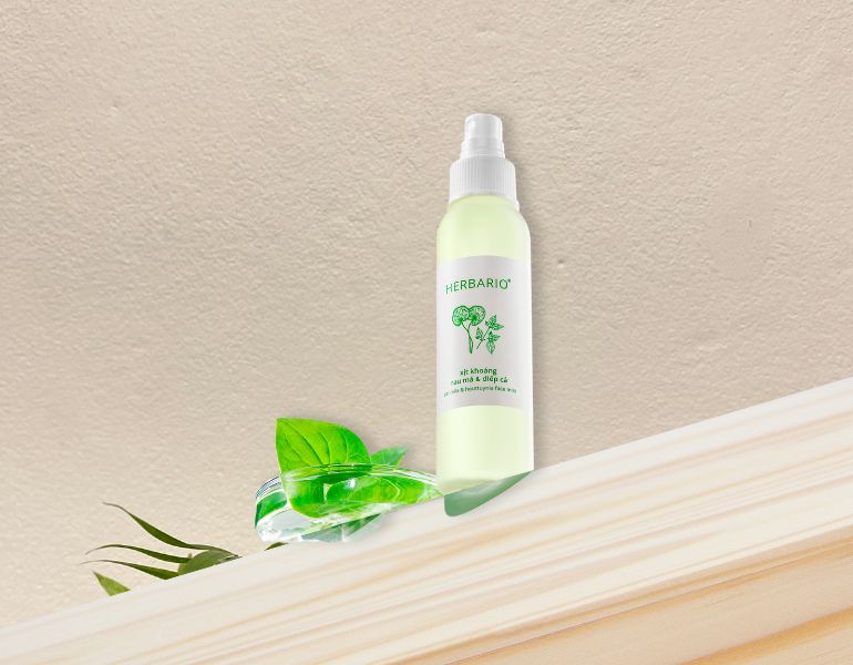 Xịt khoáng Rau má diếp cá Herbario thay thế cho toner