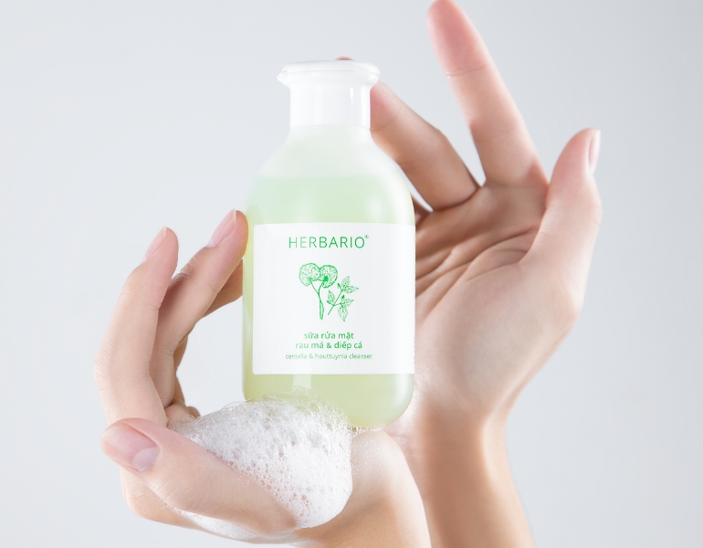 Sữa rửa mặt rau má diếp cá Herbario dành cho da dầu Sữa rửa mặt rau má diếp cá Herbario dành cho da dầu