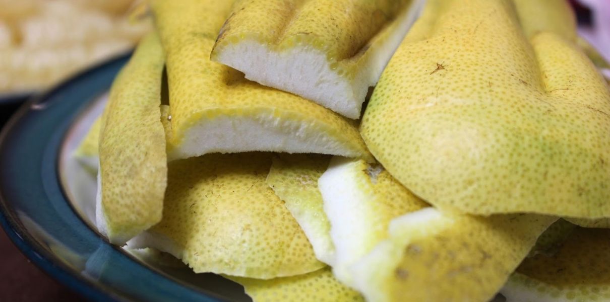 Vỏ bưởi (Citrus maxima): Đặc điểm, thành phần & công dụng